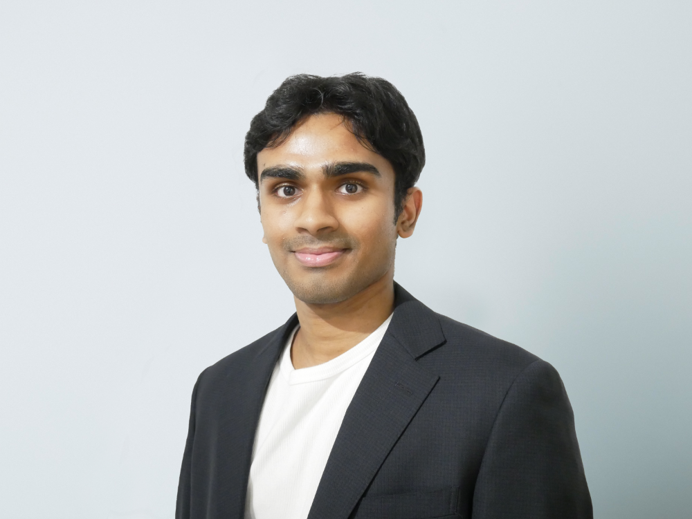 ウダワッタ　ラヒール